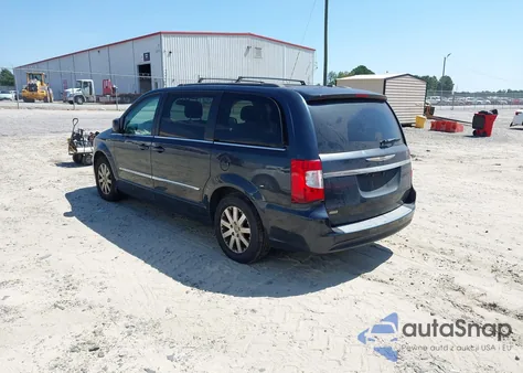 2014 Chrysler Town & Country Touring from USA, damaged, VIN 2C4RC1BGXER439427